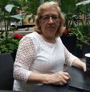 Meet your Posher, Carmen